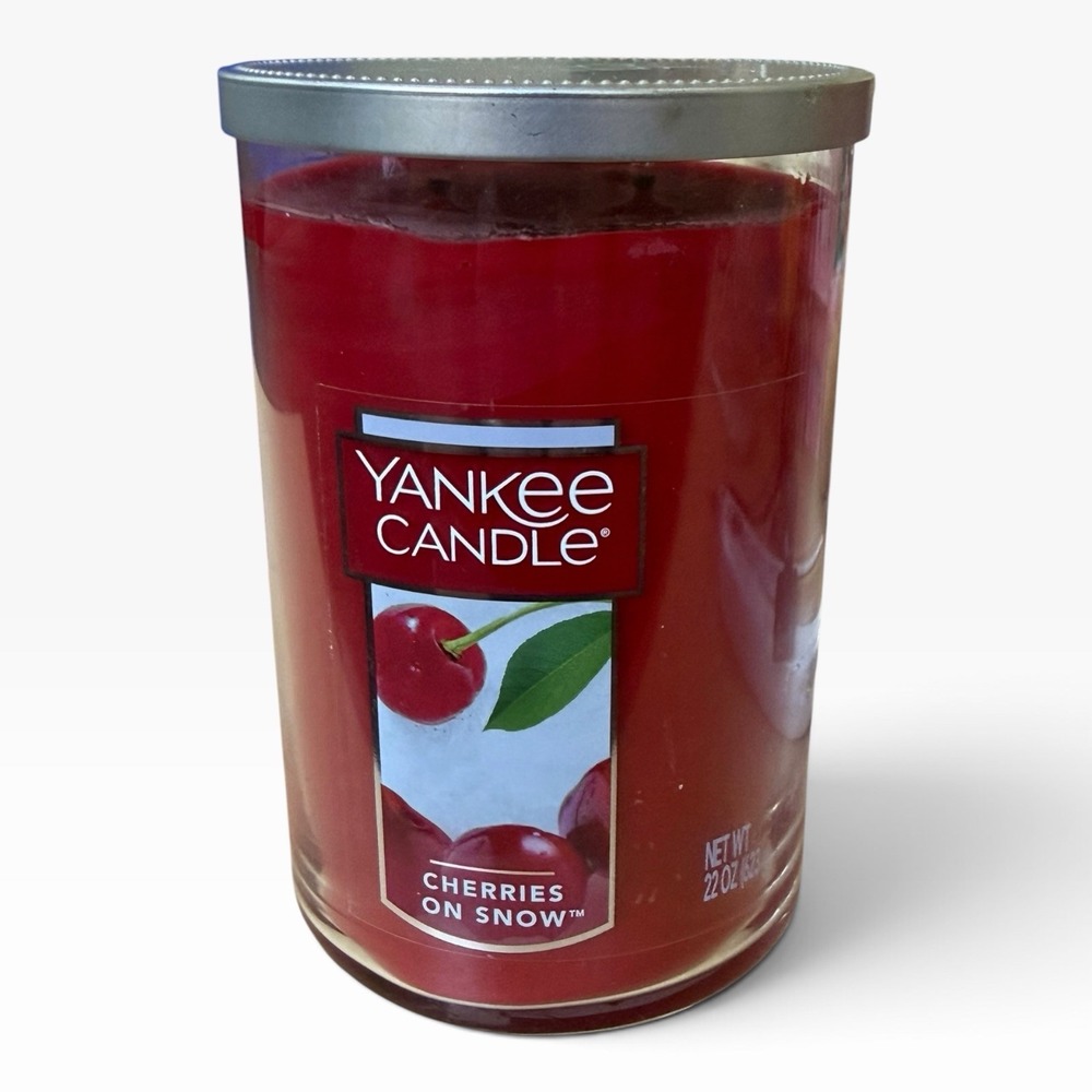 Yankee Candle "CHERRIES ON SNOW" Large Jar 22 Oz Candle - Picture 4 of 6